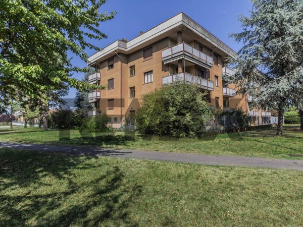 appartamento in vendita a Pogliano Milanese