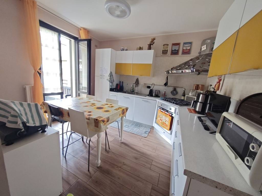 appartamento in vendita a Pogliano Milanese