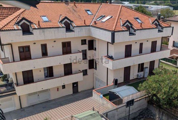 appartamento in vendita a Pogliano Milanese