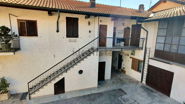 appartamento in vendita a Pogliano Milanese