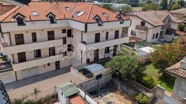 appartamento in vendita a Pogliano Milanese