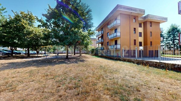 appartamento in vendita a Pogliano Milanese