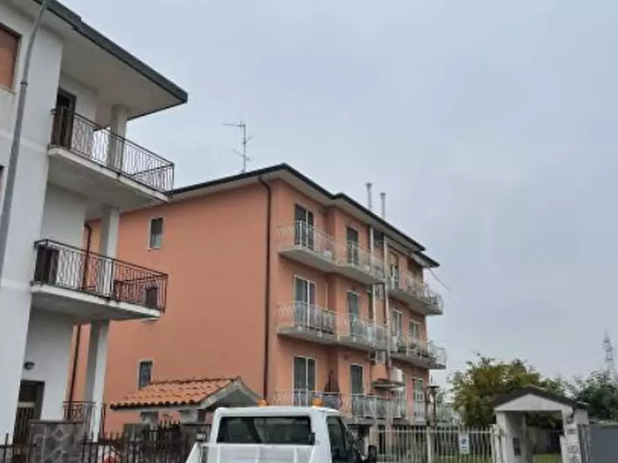 appartamento in vendita a Pogliano Milanese