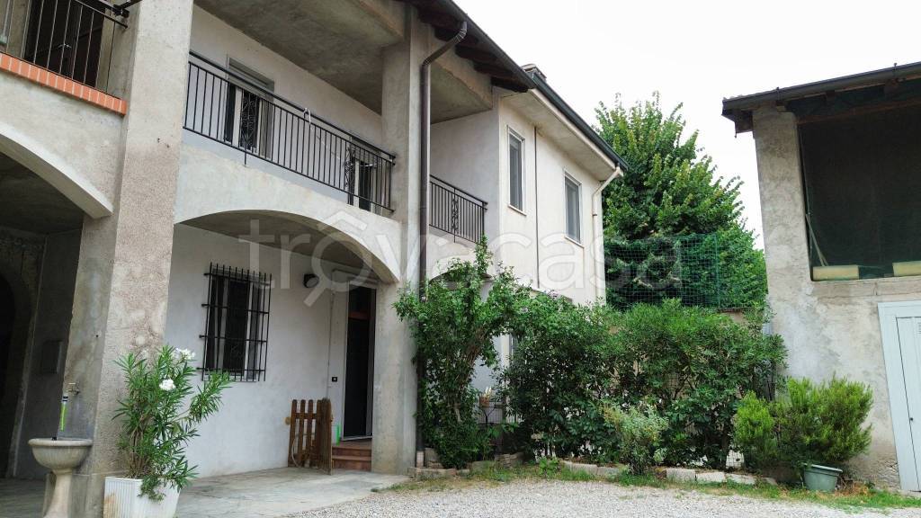 appartamento in vendita a Pogliano Milanese