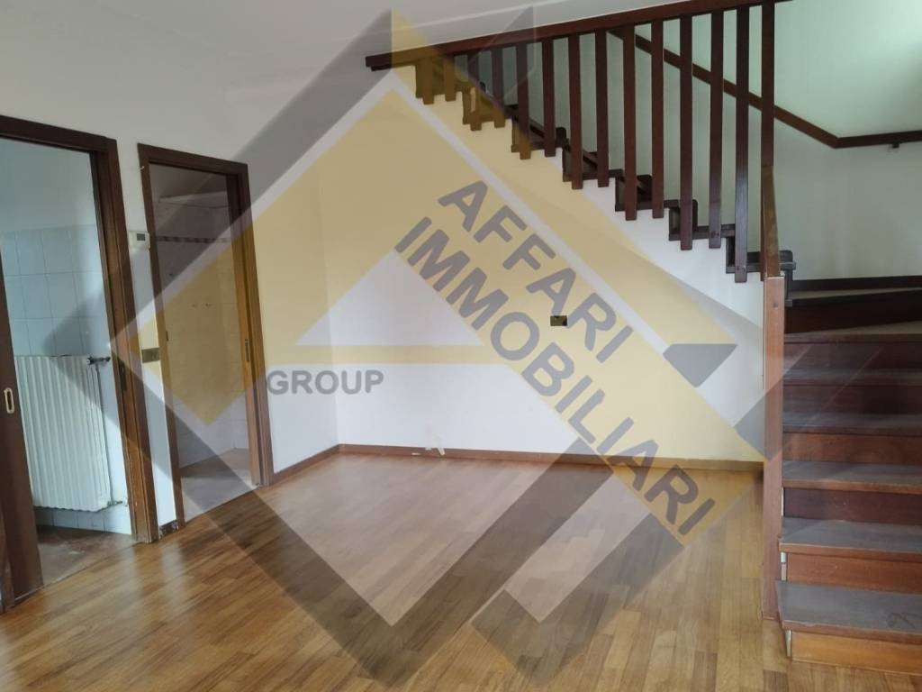 appartamento in vendita a Pogliano Milanese