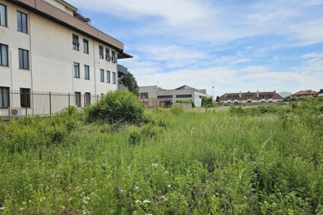 terreno in vendita a Pogliano Milanese