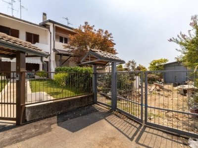 casa indipendente in vendita a Pozzo d'Adda