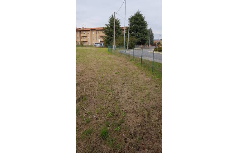terreno edificabile in vendita a Pozzo d'Adda