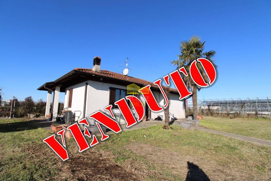 casa indipendente in vendita a Pozzo d'Adda