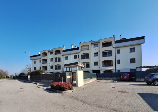 appartamento in vendita a Pozzo d'Adda in zona Bettola