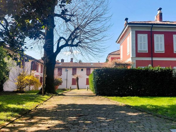 appartamento in vendita a Pozzo d'Adda in zona Bettola
