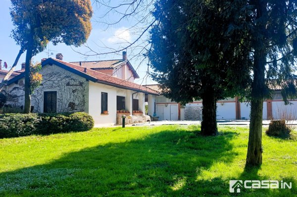 casa indipendente in vendita a Pozzo d'Adda