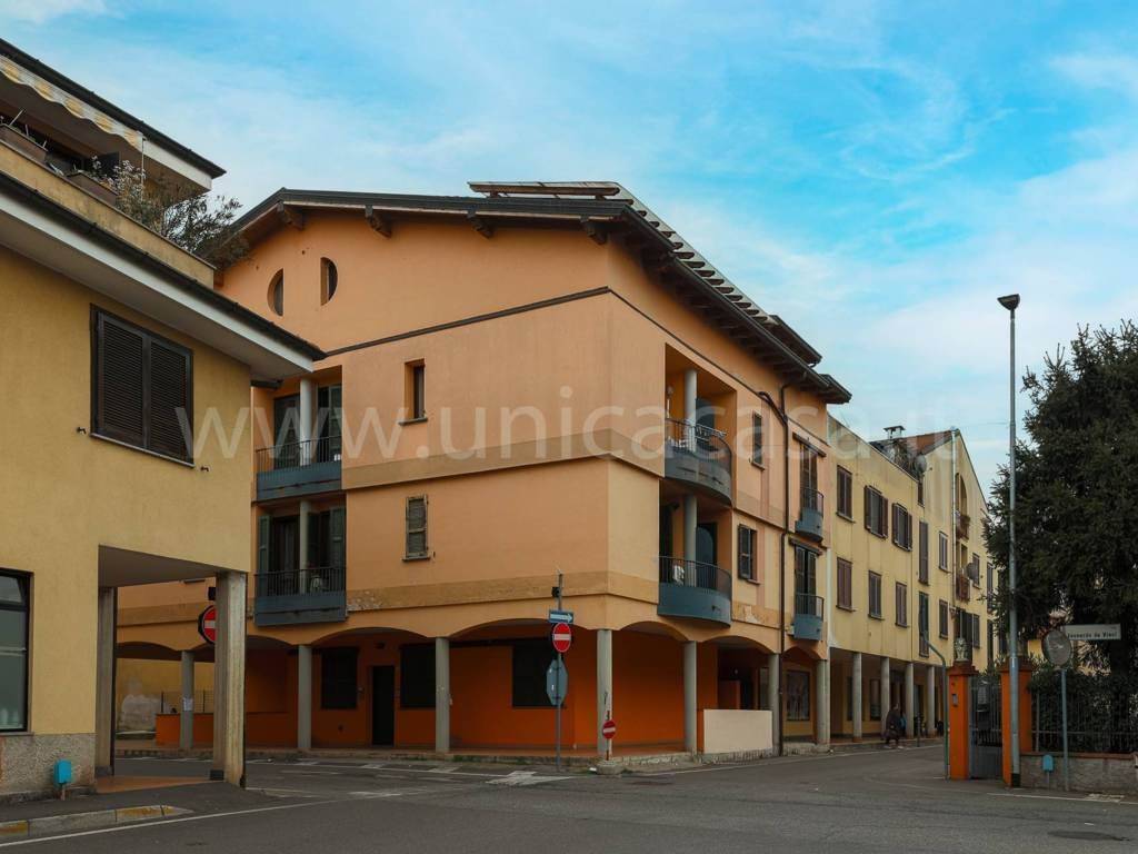 appartamento in vendita a Pozzo d'Adda in zona Bettola