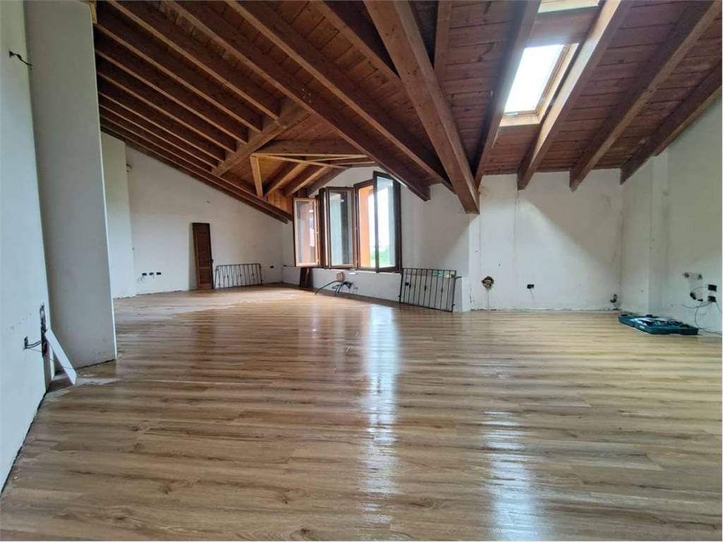 appartamento in vendita a Pozzo d'Adda