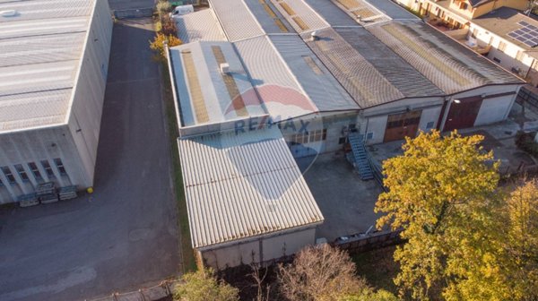 ufficio in vendita a Pozzo d'Adda