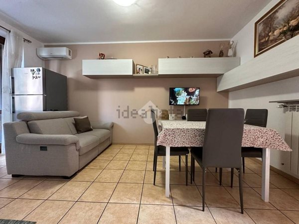 appartamento in vendita a Pozzo d'Adda in zona Bettola