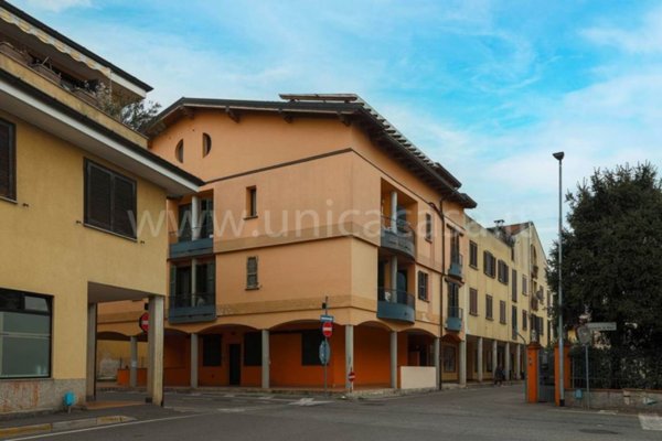 appartamento in vendita a Pozzo d'Adda in zona Bettola