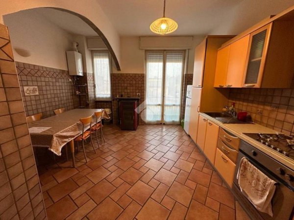 appartamento in vendita a Pozzo d'Adda in zona Bettola
