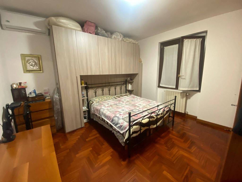 casa indipendente in vendita a Pozzo d'Adda in zona Bettola