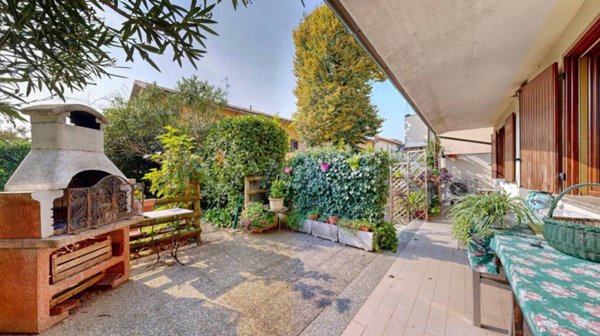 casa indipendente in vendita a Pozzo d'Adda
