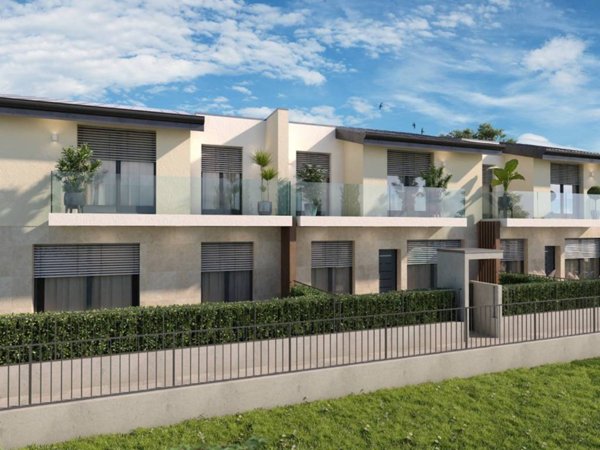 casa indipendente in vendita a Pozzo d'Adda