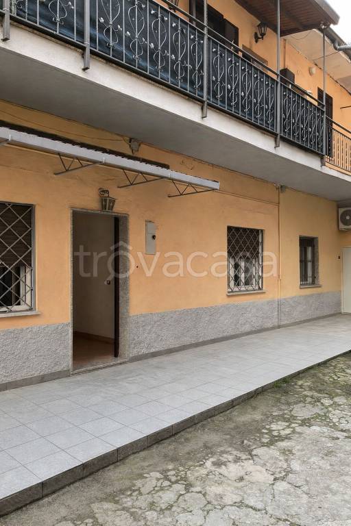 appartamento in vendita a Pozzo d'Adda in zona Bettola