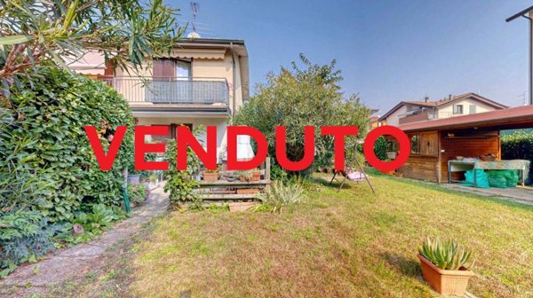 casa indipendente in vendita a Pozzo d'Adda