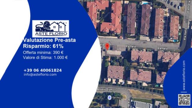 locale commerciale in vendita a Pozzo d'Adda