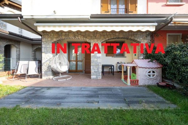 casa indipendente in vendita a Pozzo d'Adda