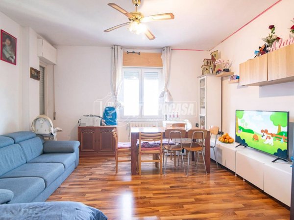 appartamento in vendita a Pozzo d'Adda in zona Bettola
