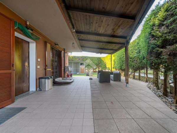 appartamento in vendita a Pozzo d'Adda in zona Bettola