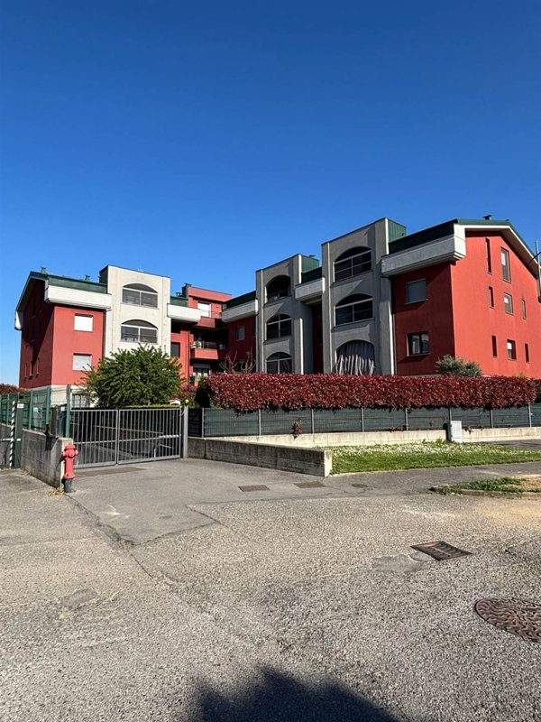 appartamento in vendita a Pozzo d'Adda in zona Bettola