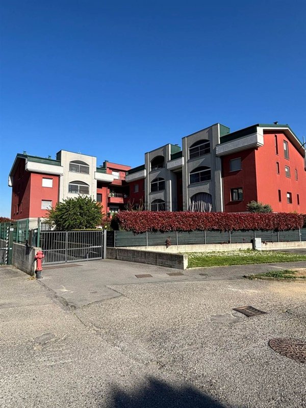 appartamento in vendita a Pozzo d'Adda in zona Bettola