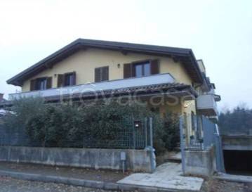 casa indipendente in vendita a Pozzo d'Adda