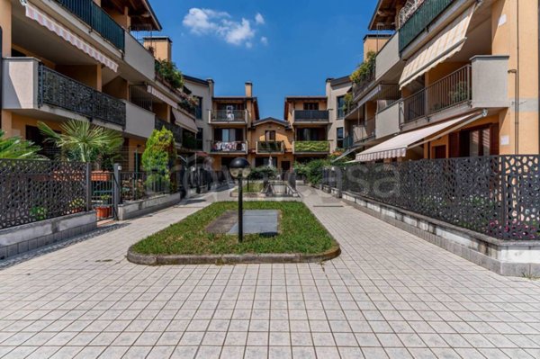 appartamento in vendita a Pozzo d'Adda in zona Bettola