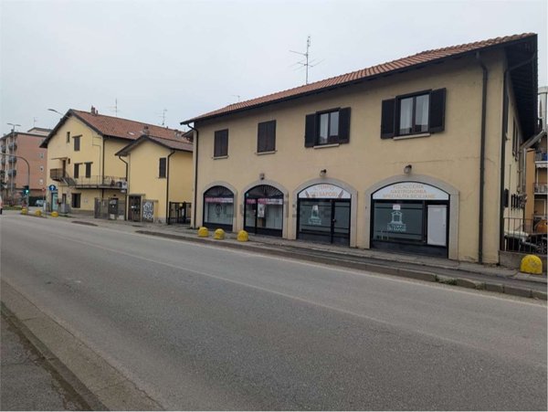 casa indipendente in vendita a Pozzo d'Adda in zona Bettola