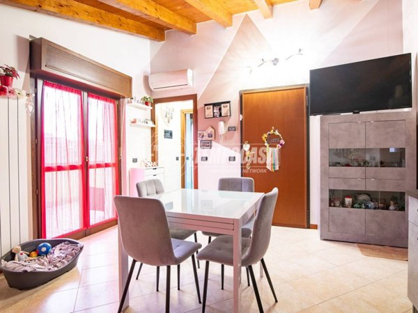 appartamento in vendita a Pozzo d'Adda in zona Bettola