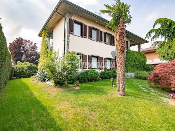 casa indipendente in vendita a Pozzo d'Adda