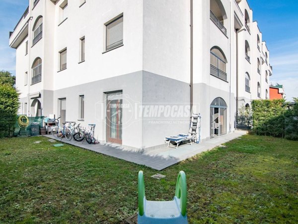 appartamento in vendita a Pozzo d'Adda in zona Bettola
