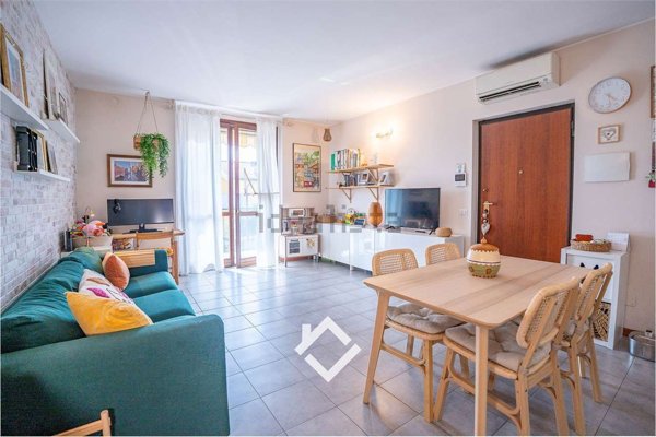 appartamento in vendita a Pozzo d'Adda in zona Bettola