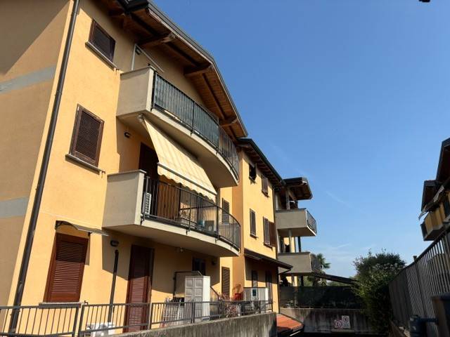 appartamento in vendita a Pozzo d'Adda in zona Bettola