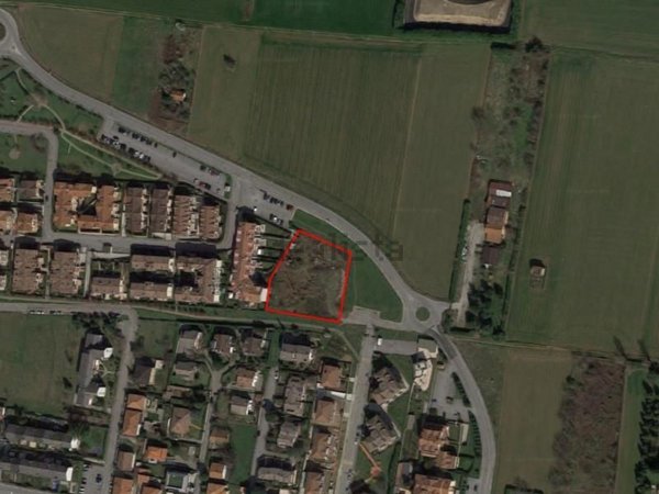 terreno in vendita a Pozzo d'Adda