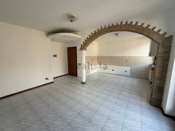appartamento in vendita a Pozzo d'Adda in zona Bettola