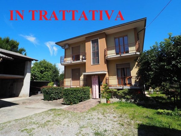 appartamento in vendita a Pozzuolo Martesana in zona Trecella