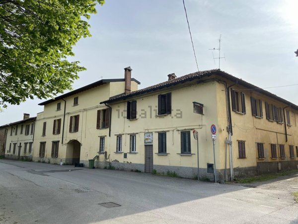 negozio in vendita a Pozzuolo Martesana