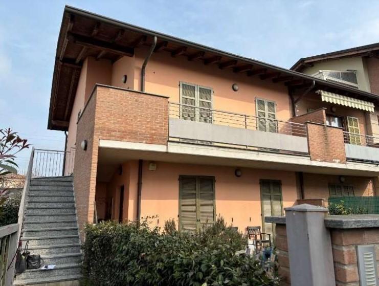 appartamento in vendita a Pozzuolo Martesana in zona Trecella