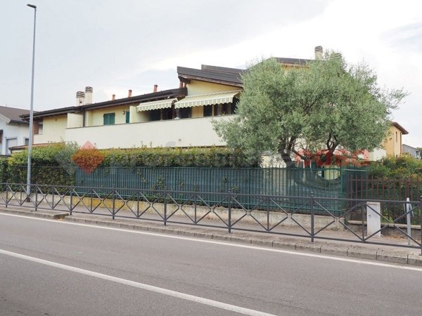 appartamento in vendita a Pozzuolo Martesana