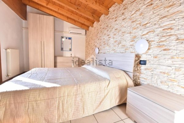 appartamento in vendita a Pozzuolo Martesana in zona Bisentrate
