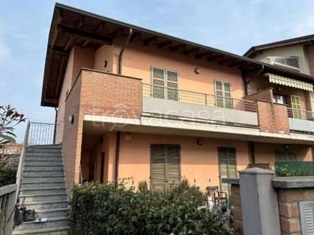 appartamento in vendita a Pozzuolo Martesana in zona Trecella