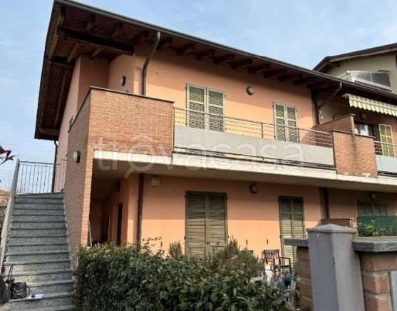 appartamento in vendita a Pozzuolo Martesana in zona Trecella